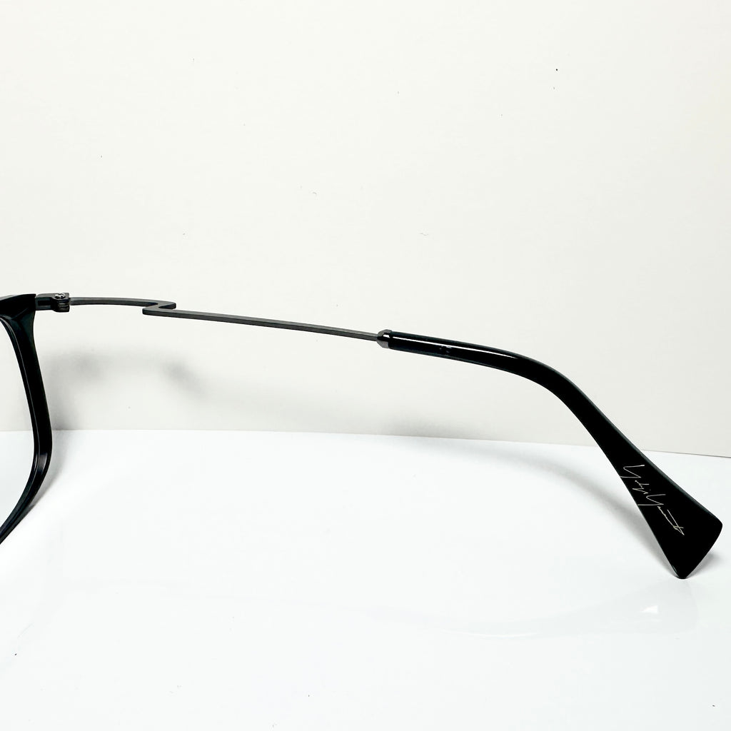 Yohji Yamamoto YY3029 002 Men's Eyeglasses Frame in Black - Authentic New