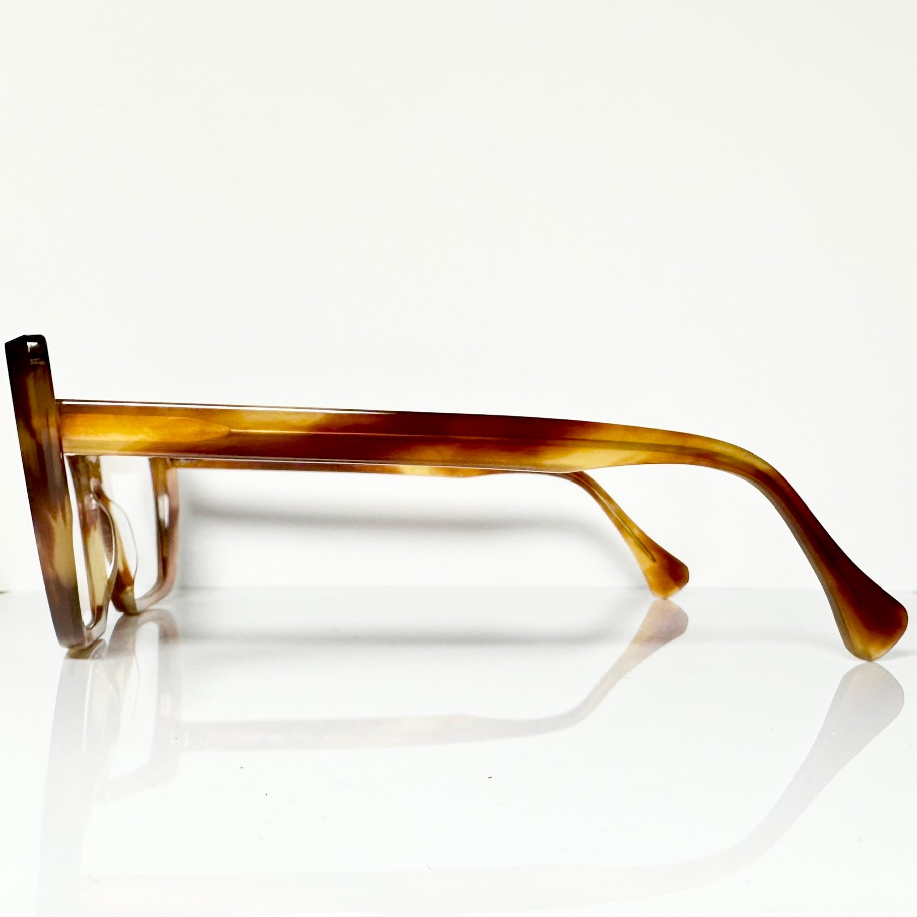 VUE DC EMA 152 Women's Eyeglasses Frame in Tortoise - Authentic New
