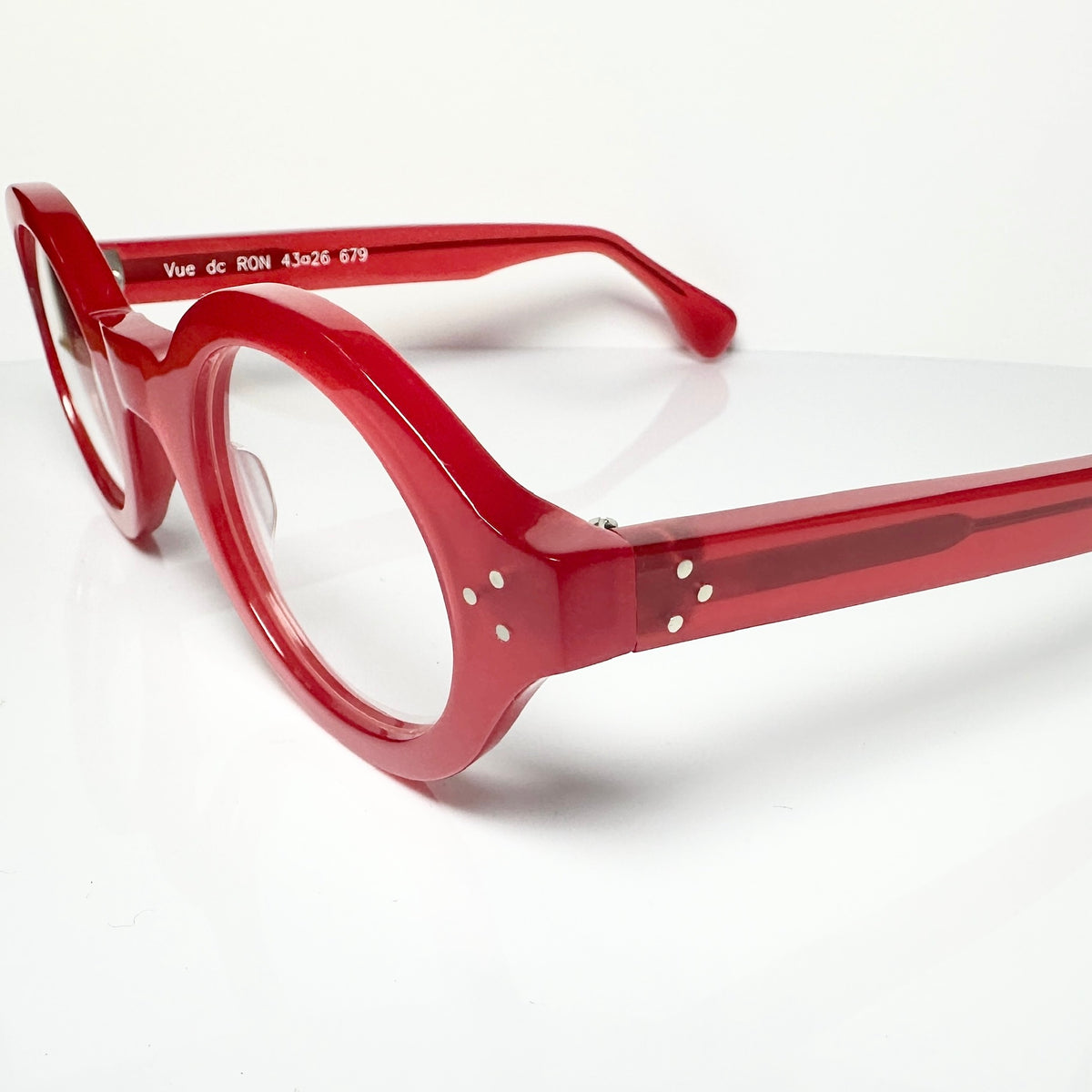 VUE DC RON 679 Round Eyeglasses Frame in Red - Authentic New