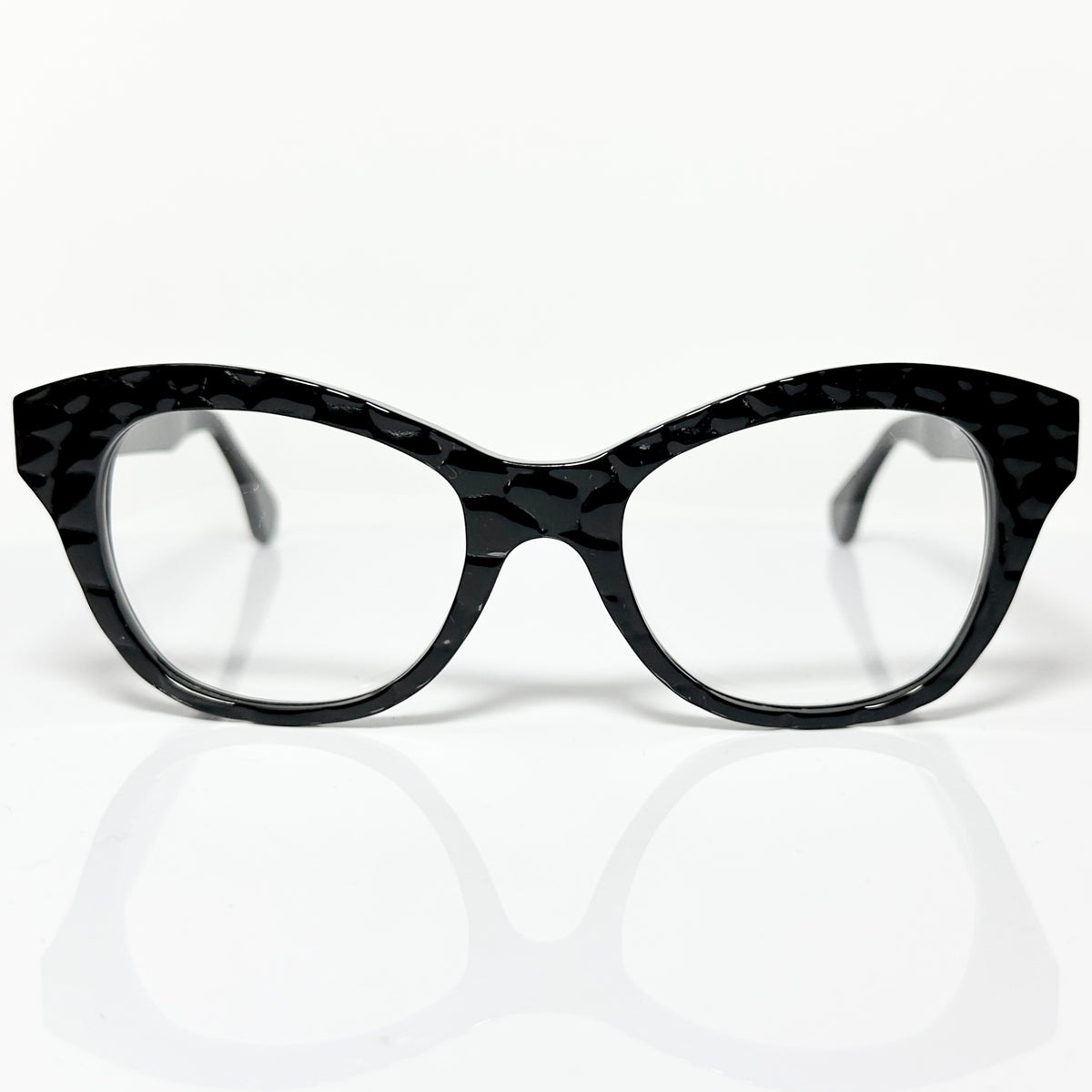 VUE DC KIM C10 Women's Eyeglasses Frame in Crocodile Black - Authentic New