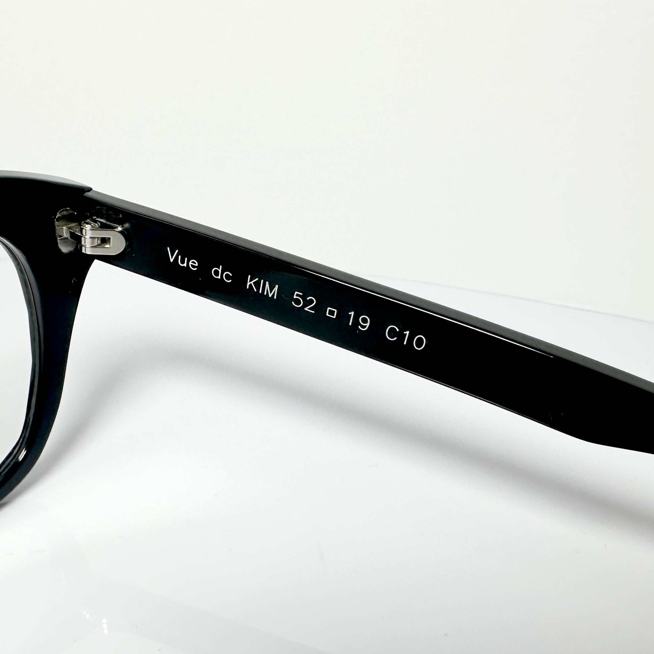 VUE DC KIM C10 Women's Eyeglasses Frame in Crocodile Black - Authentic New
