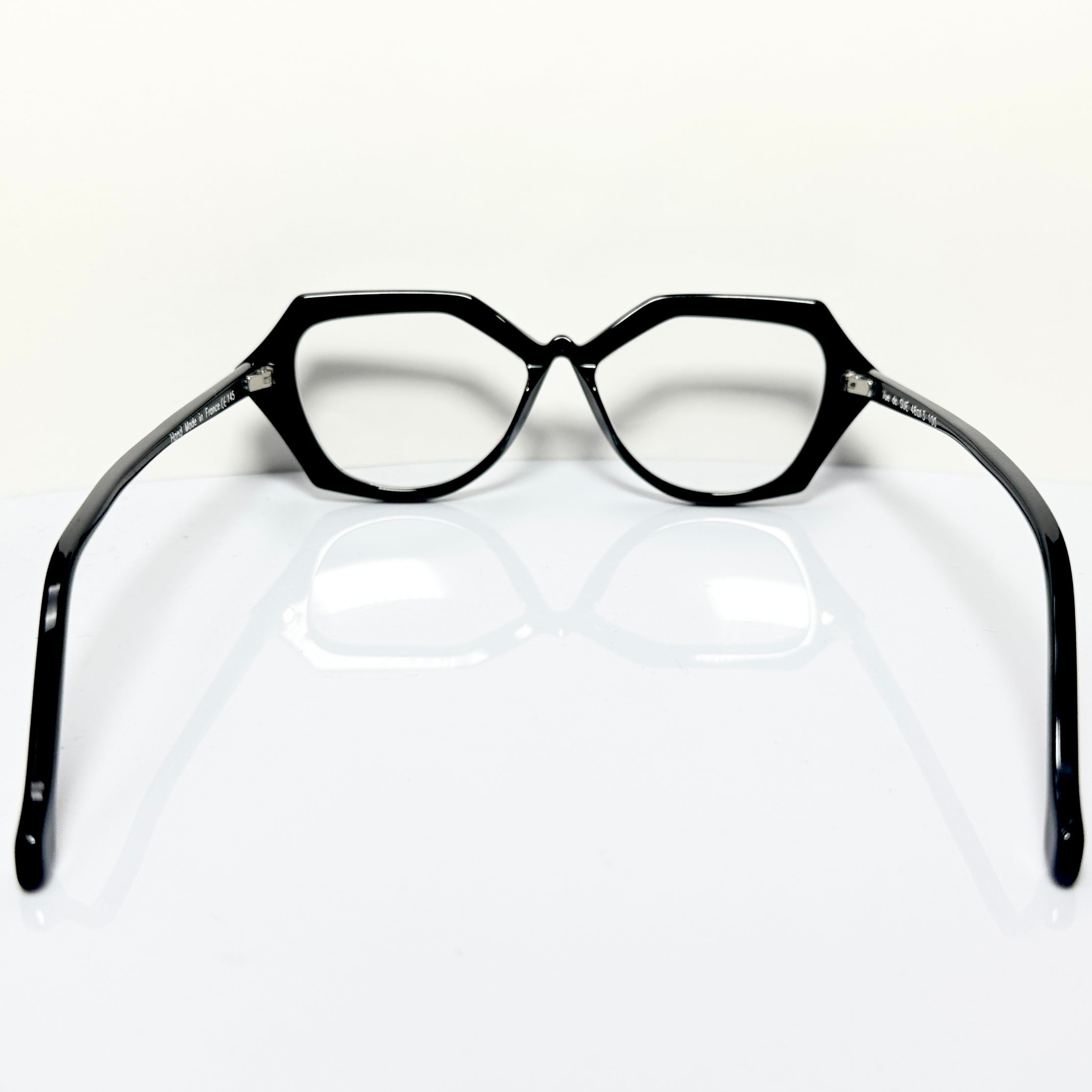 VUE DC SUE Women's Eyeglasses Frame in Black - Authentic New