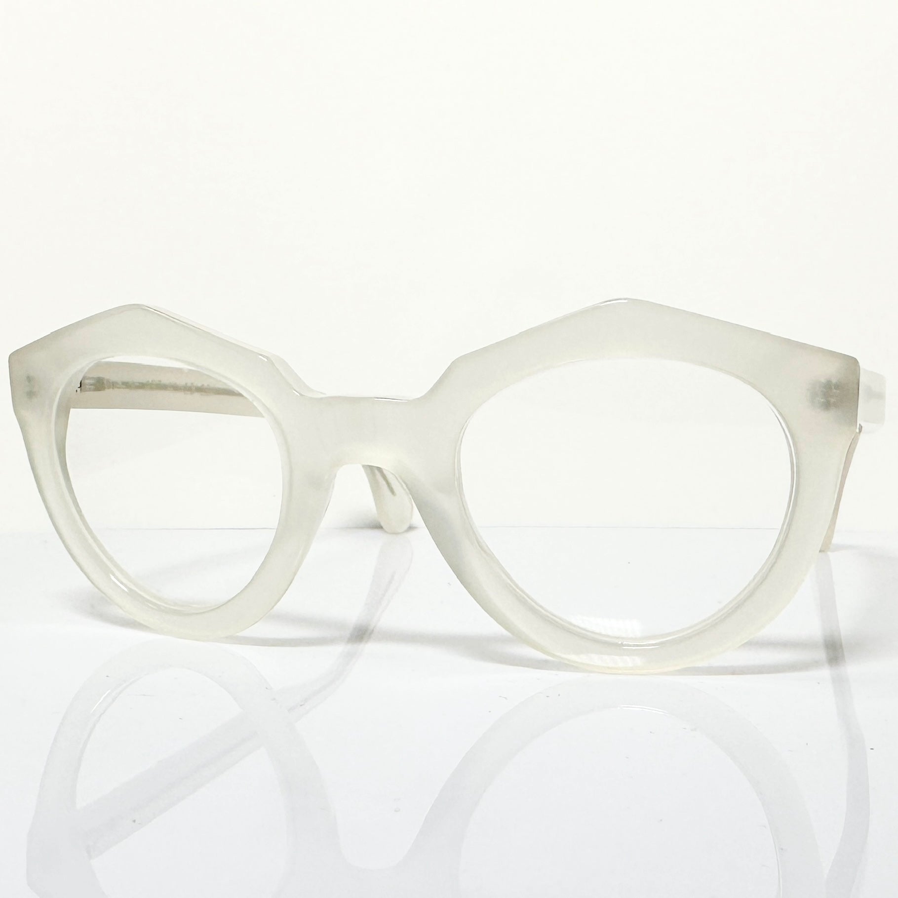 VUE DC ART Unisex Eyeglasses Frame in White - Authentic New