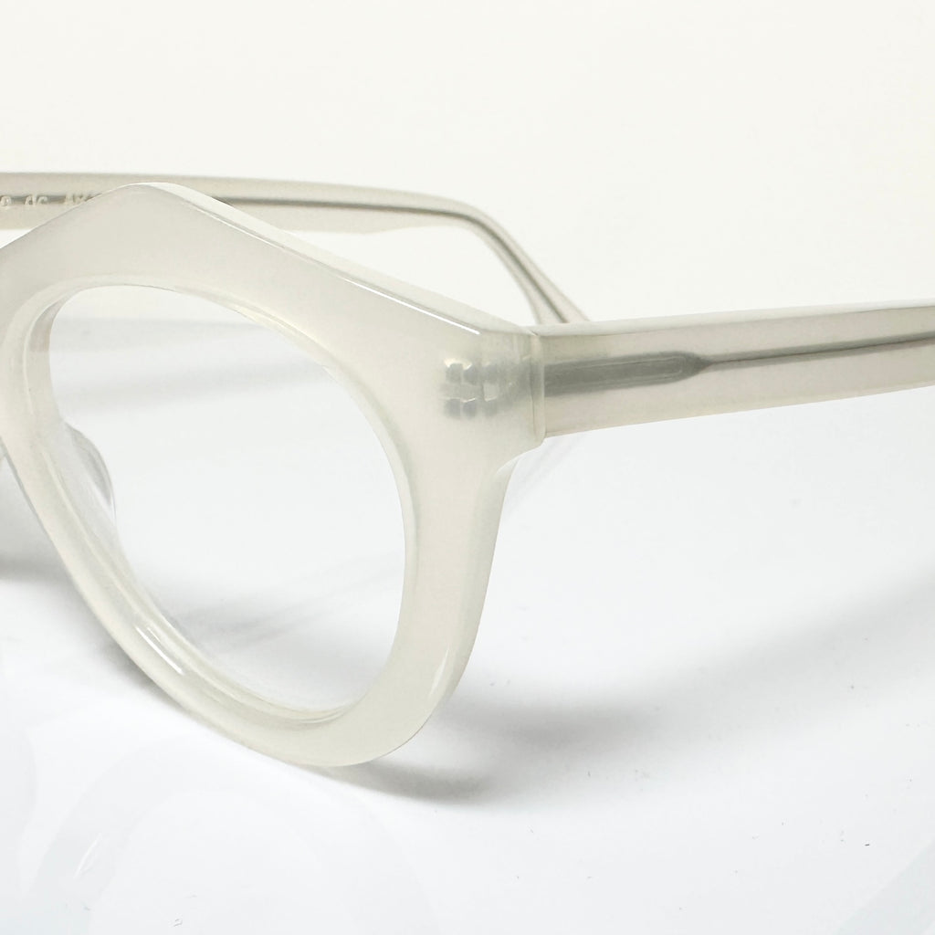 VUE DC ART Unisex Eyeglasses Frame in White - Authentic New