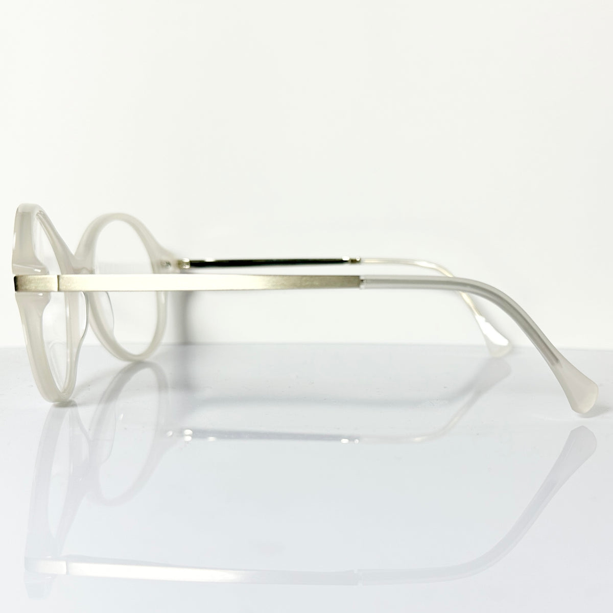 VUE DC JOY Women's Eyeglasses Frame in White  - Authentic New