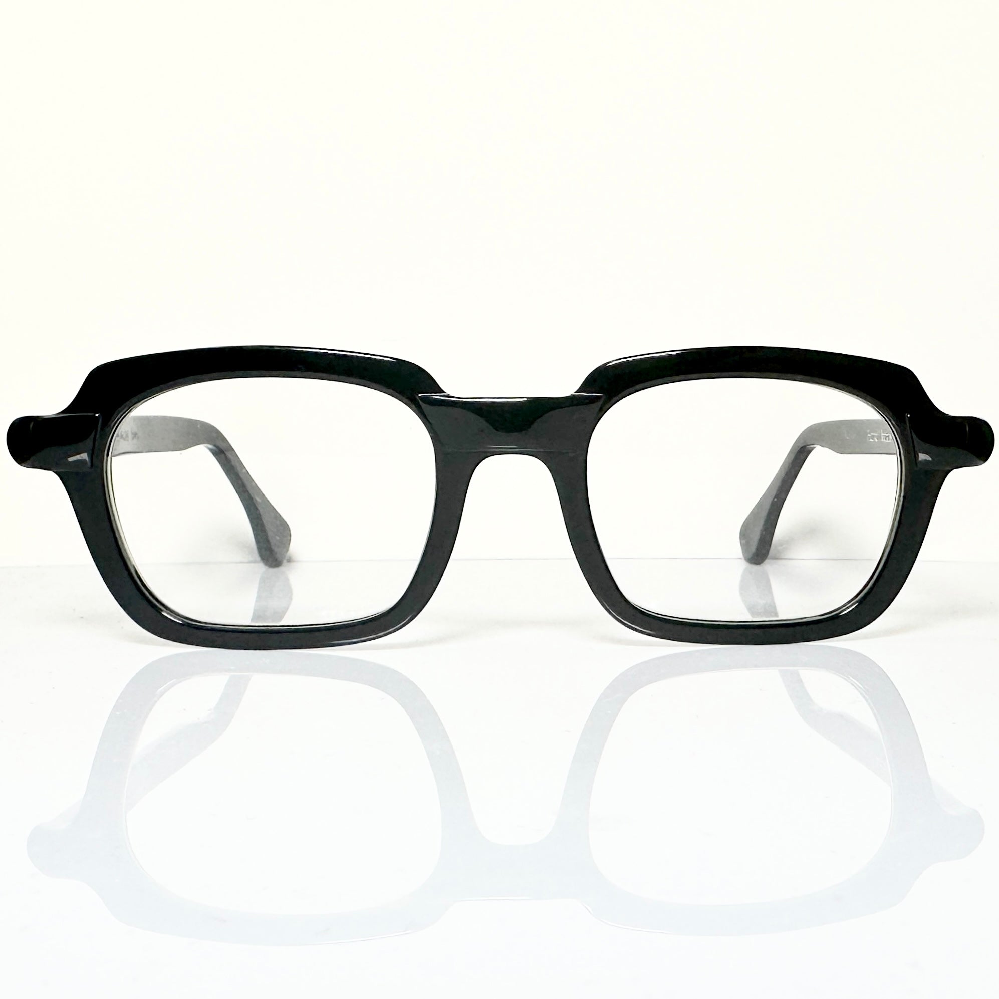 VUE DC BIZ Men's Eyeglasses Frame in Black - Authentic New