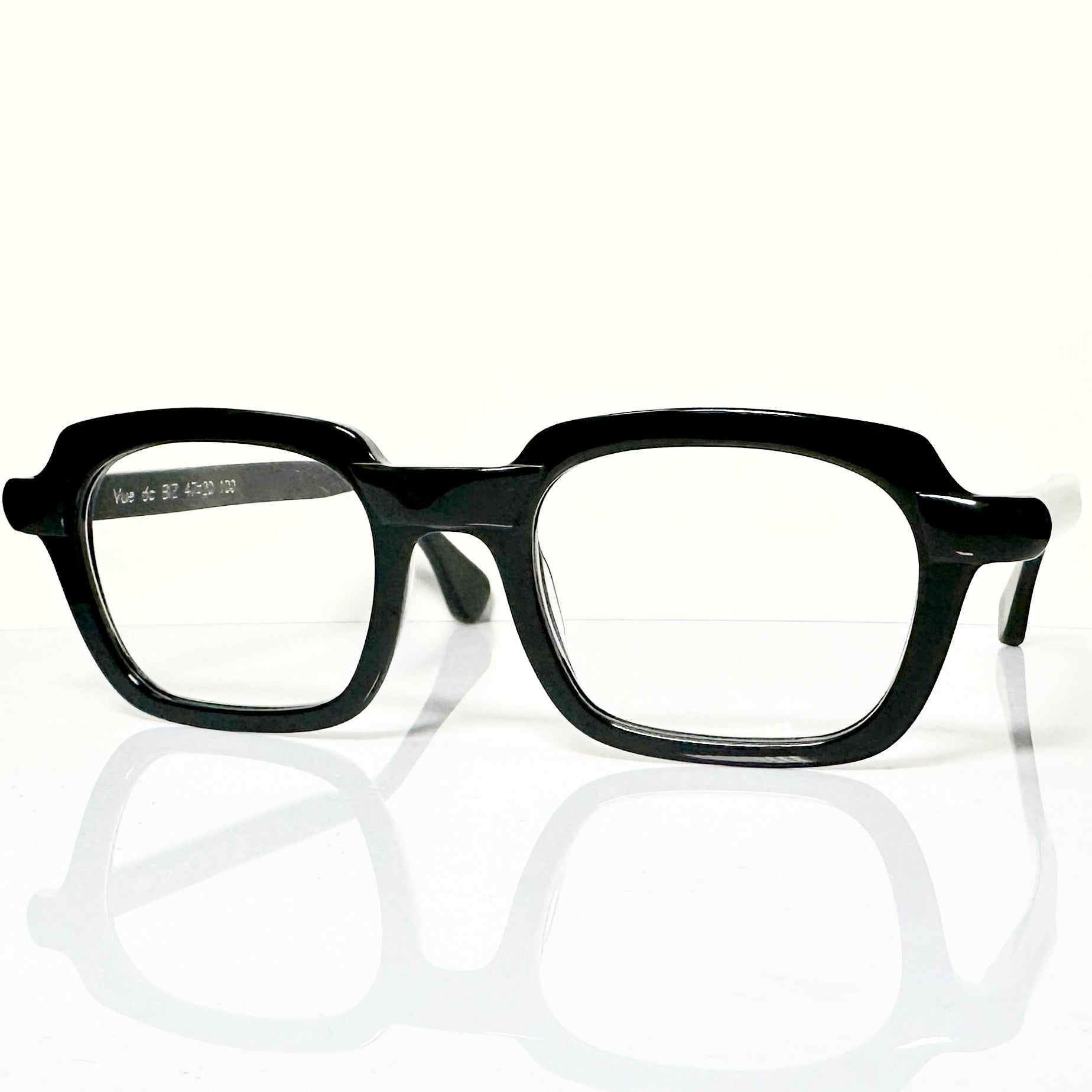 VUE DC BIZ Men's Eyeglasses Frame in Black - Authentic New