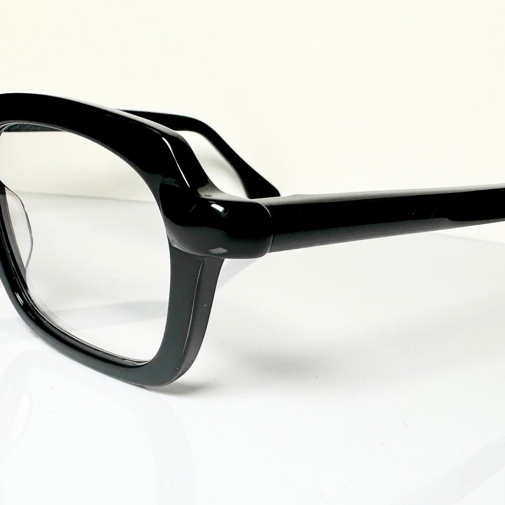 VUE DC BIZ Men's Eyeglasses Frame in Black - Authentic New