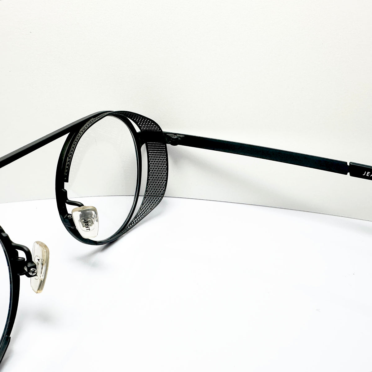 JF Rey JF2665 1005 Round Eyeglasses Frames in White - Authentic New