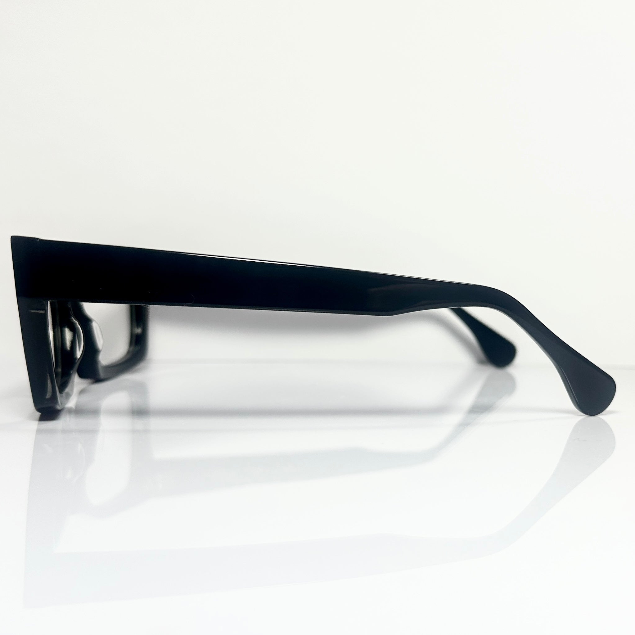VUE DC  FAB 100 Men's Eyeglasses Frame in Black - Authentic New