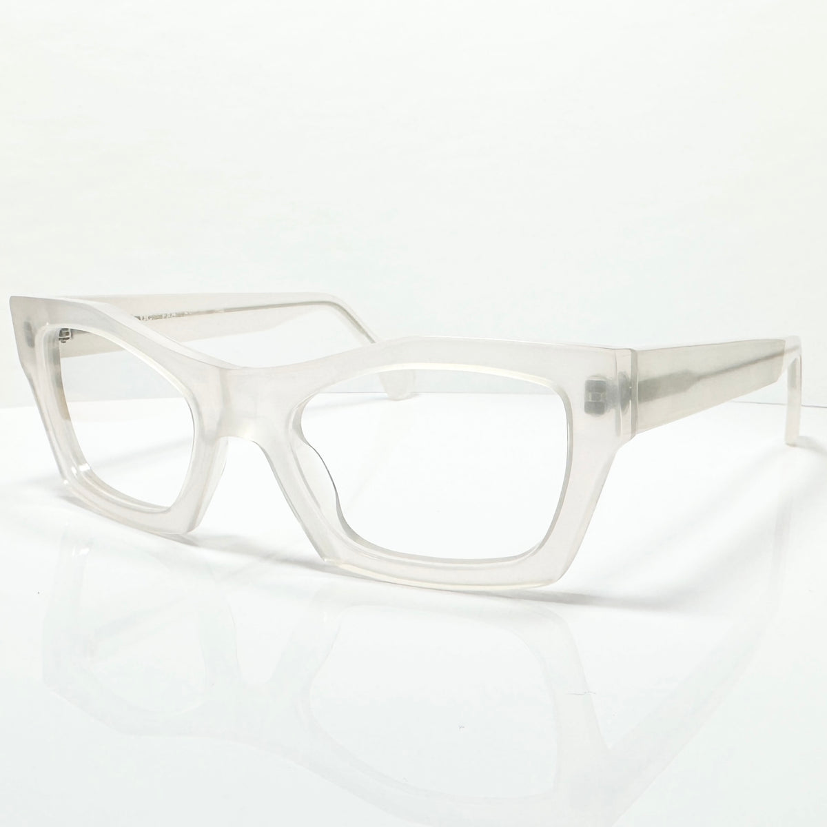 VUE DC FAB 284 Men's Eyeglasses Frame in White - Authentic New