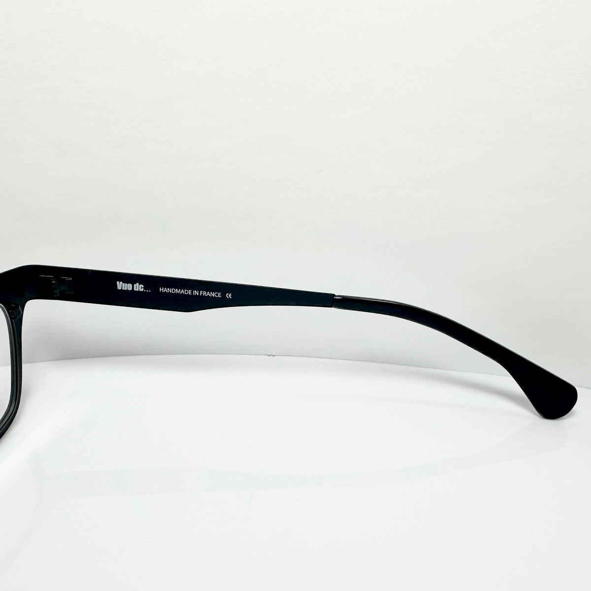 VUE DC  M03 N Unisex Eyeglasses Frame in Black - Authentic New