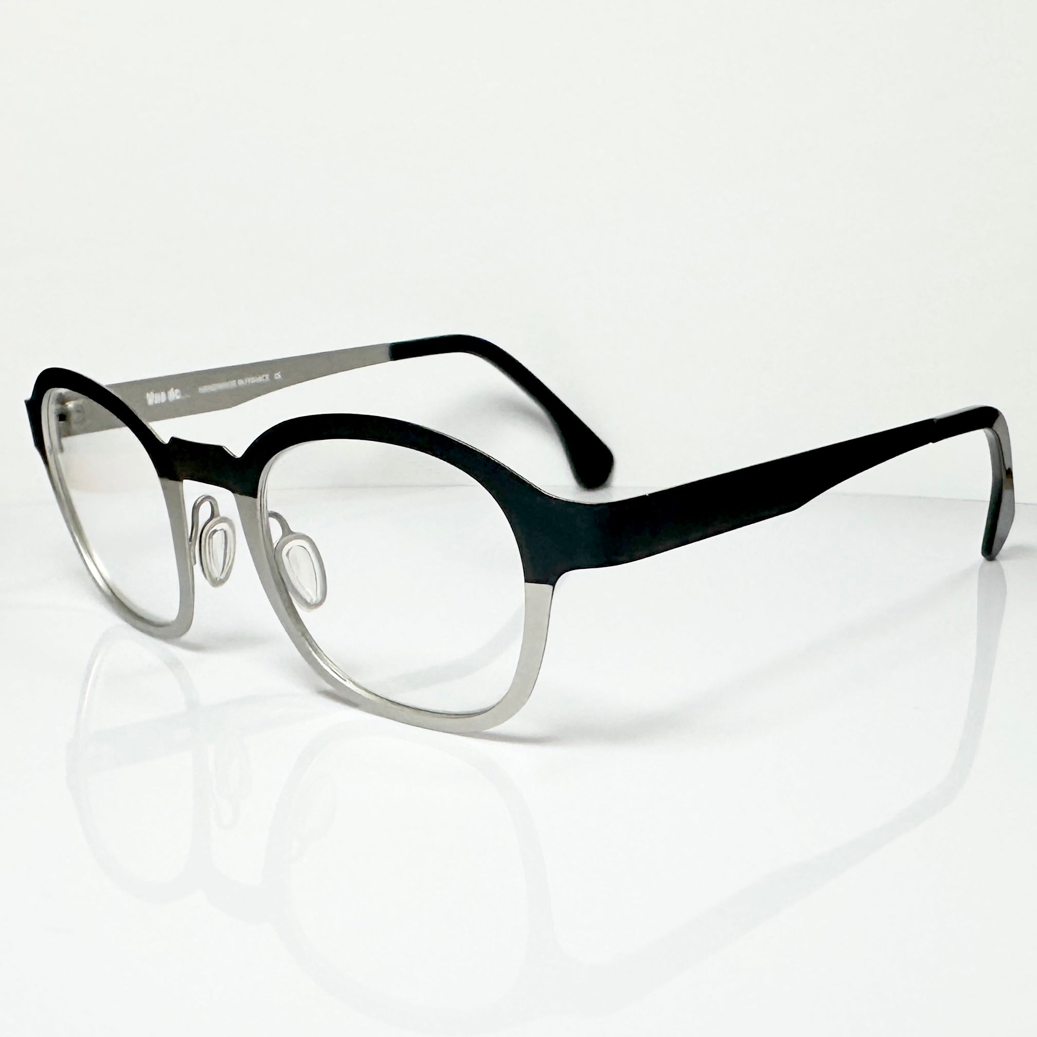 VUE DC M04 BNS Unisex Eyeglasses Frame in Black/Silver - Authentic New