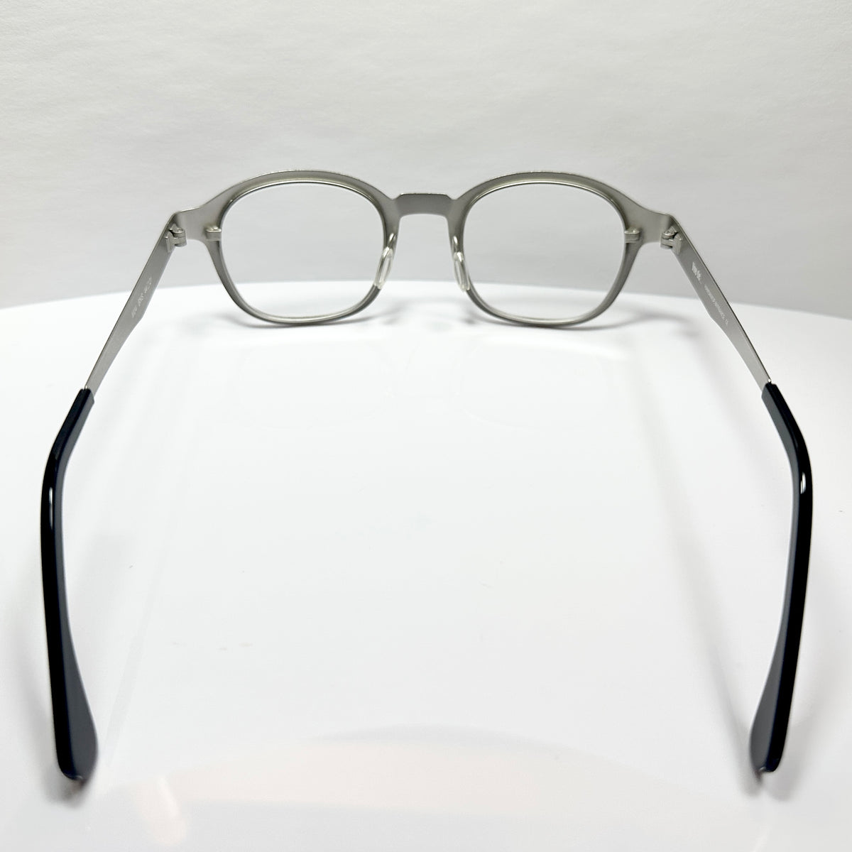 VUE DC M04 BNS Unisex Eyeglasses Frame in Black/Silver - Authentic New