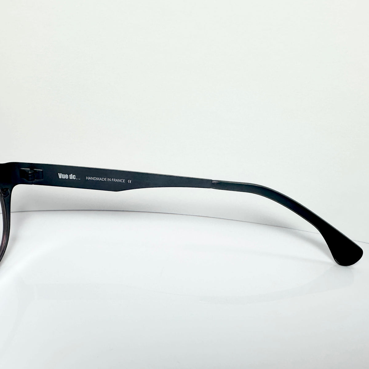 VUE DC M02 Unisex Eyeglasses Frame in Red - Authentic New