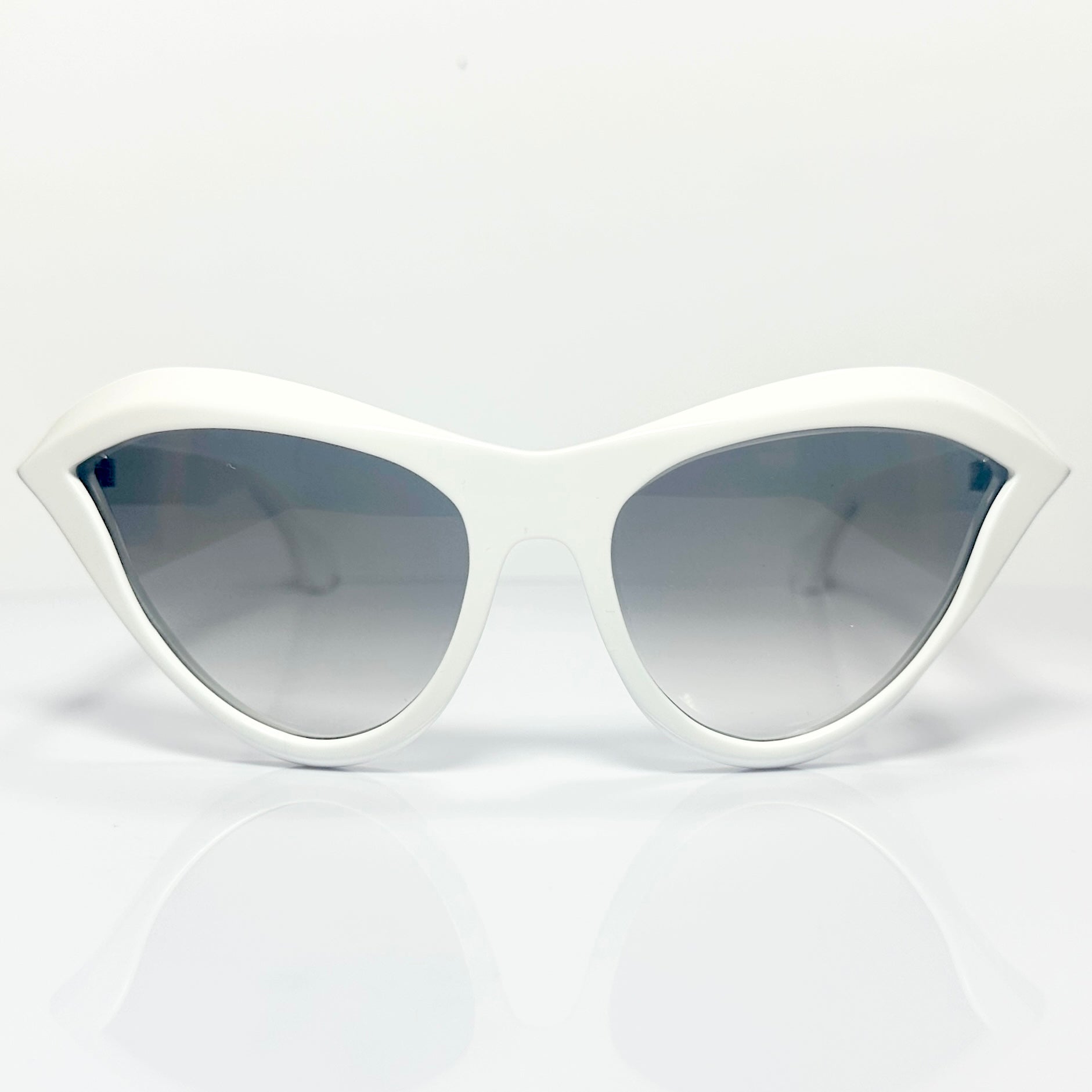 VUE DC KIS Women's Sunglasses Frame in White - Authentic New