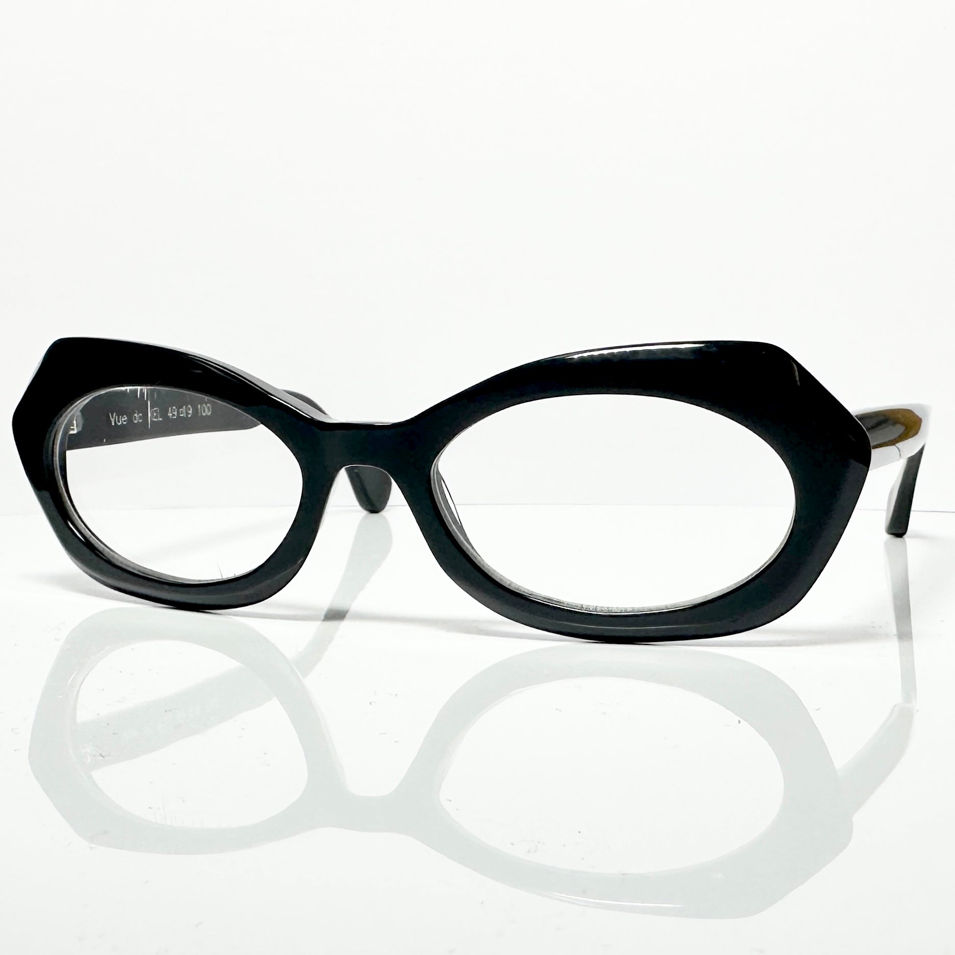 VUE DC KEL 100 Women's Eyeglasses Frame in Black - Authentic New