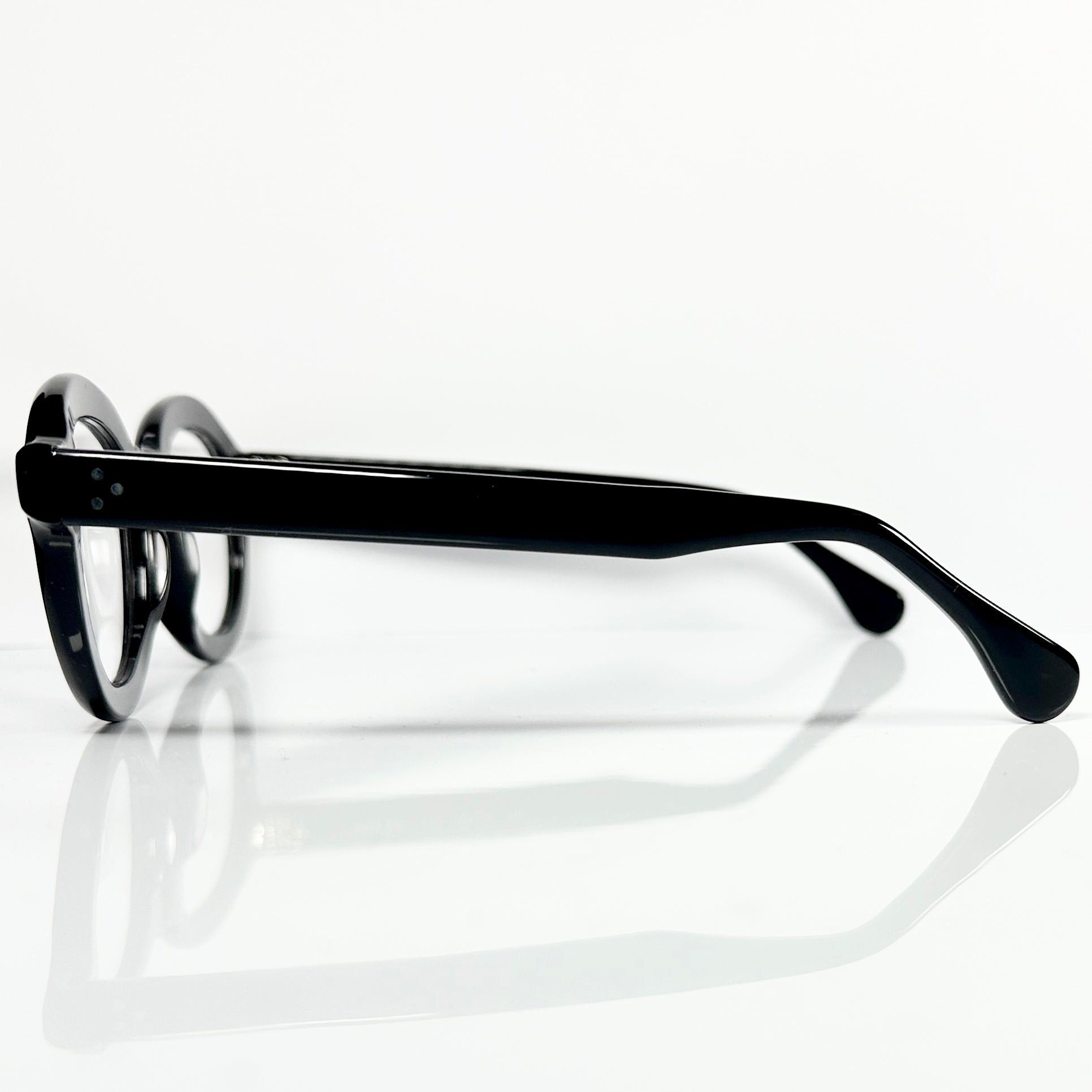 VUE DC LYS 100 Unisex Eyeglasses Frame in Black - Authentic New