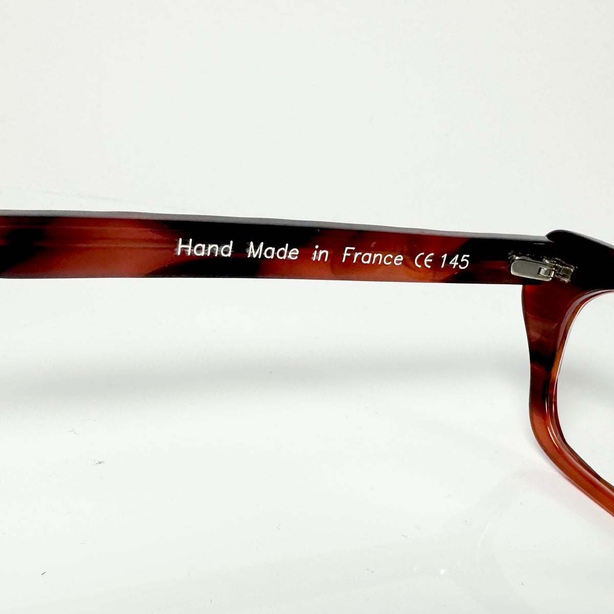 VUE DC SOF Women's Eyeglasses Frame in Croco Tortoise - Authentic New