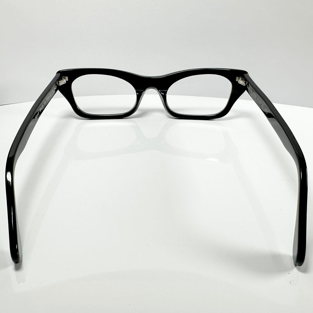VUE DC SOF 100 Women's Eyeglasses Frame in Black - Authentic New