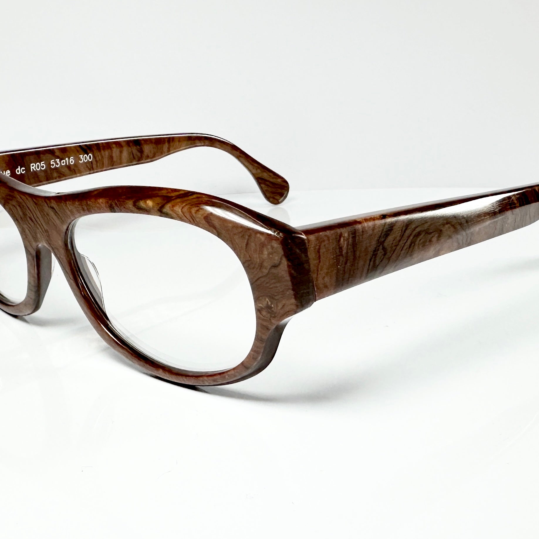 VUE DC R05 300 Unisex Eyeglasses Frame in Wood Texture - Authentic New