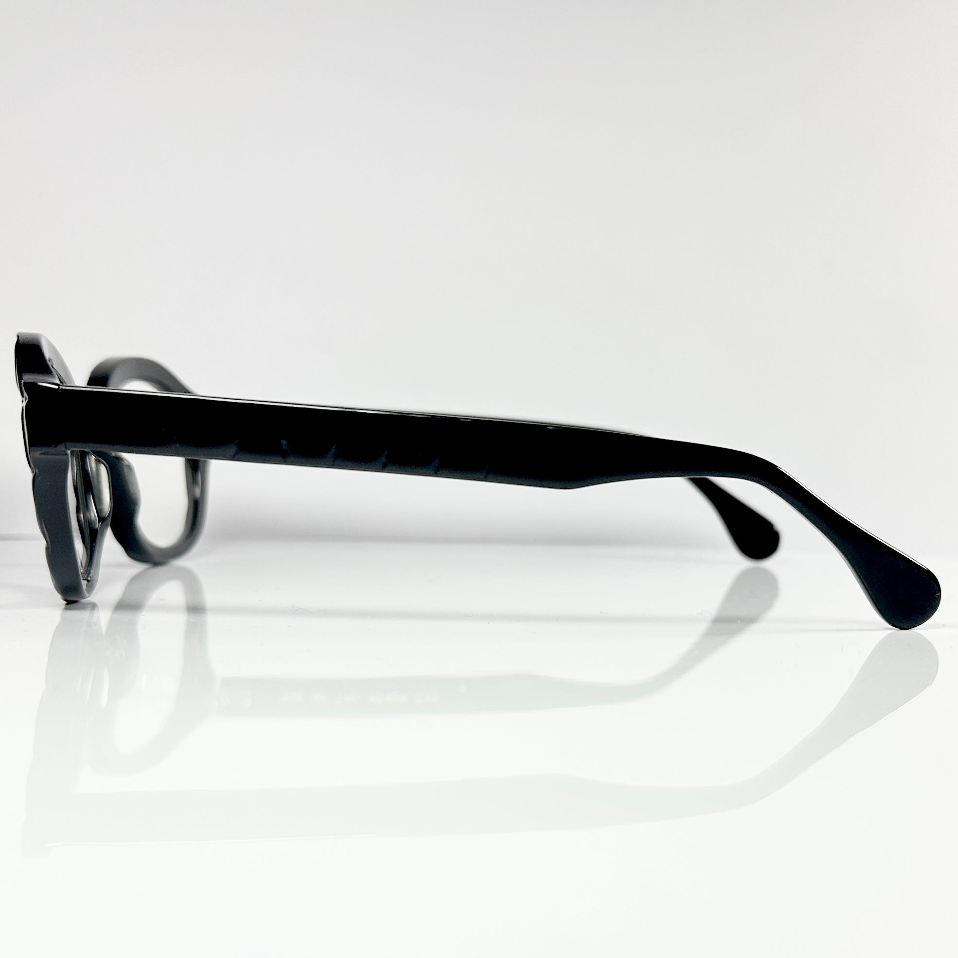 VUE DC TAO C10 Unisex Eyeglasses Frame in Crocodile Black  - Authentic New