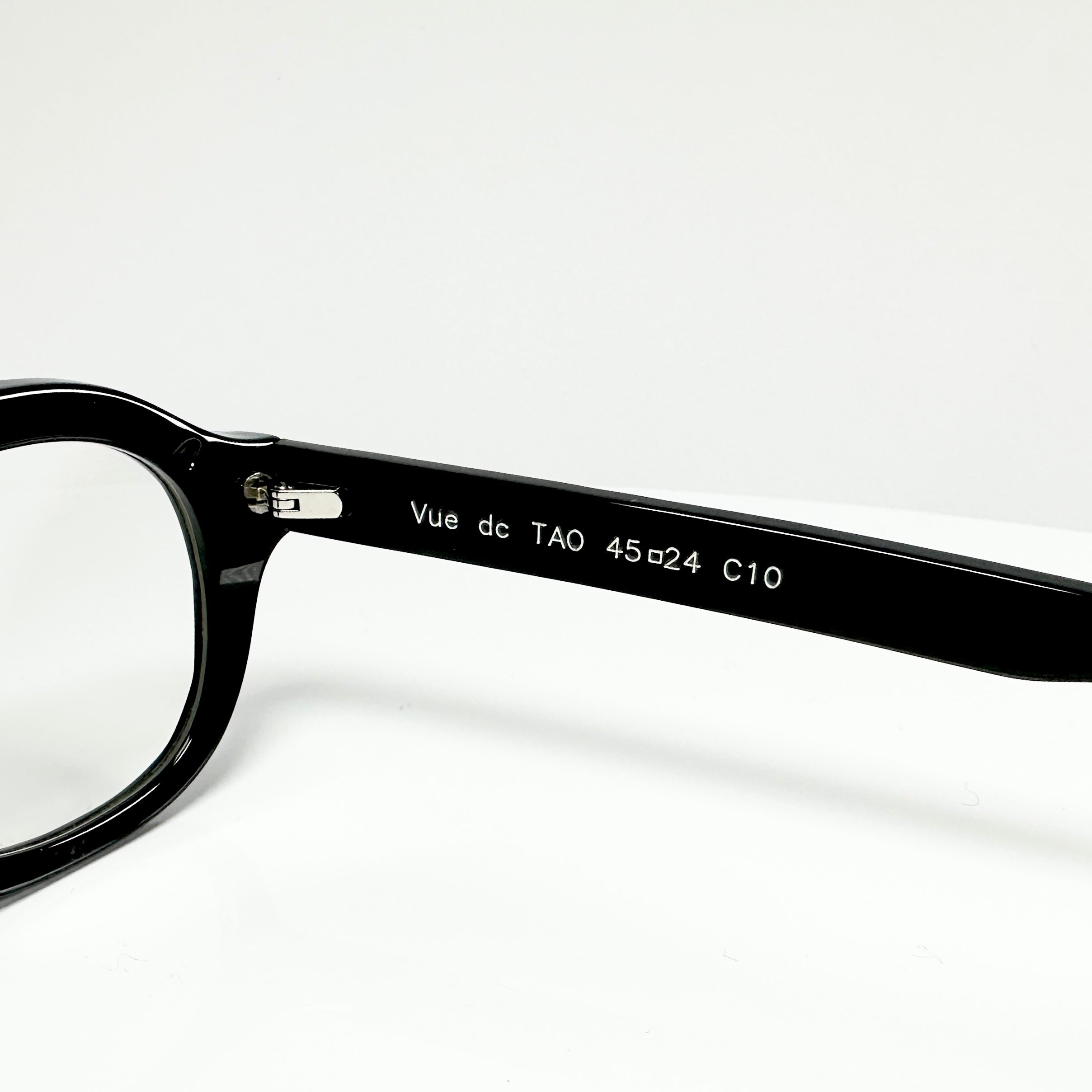 VUE DC TAO C10 Unisex Eyeglasses Frame in Crocodile Black  - Authentic New
