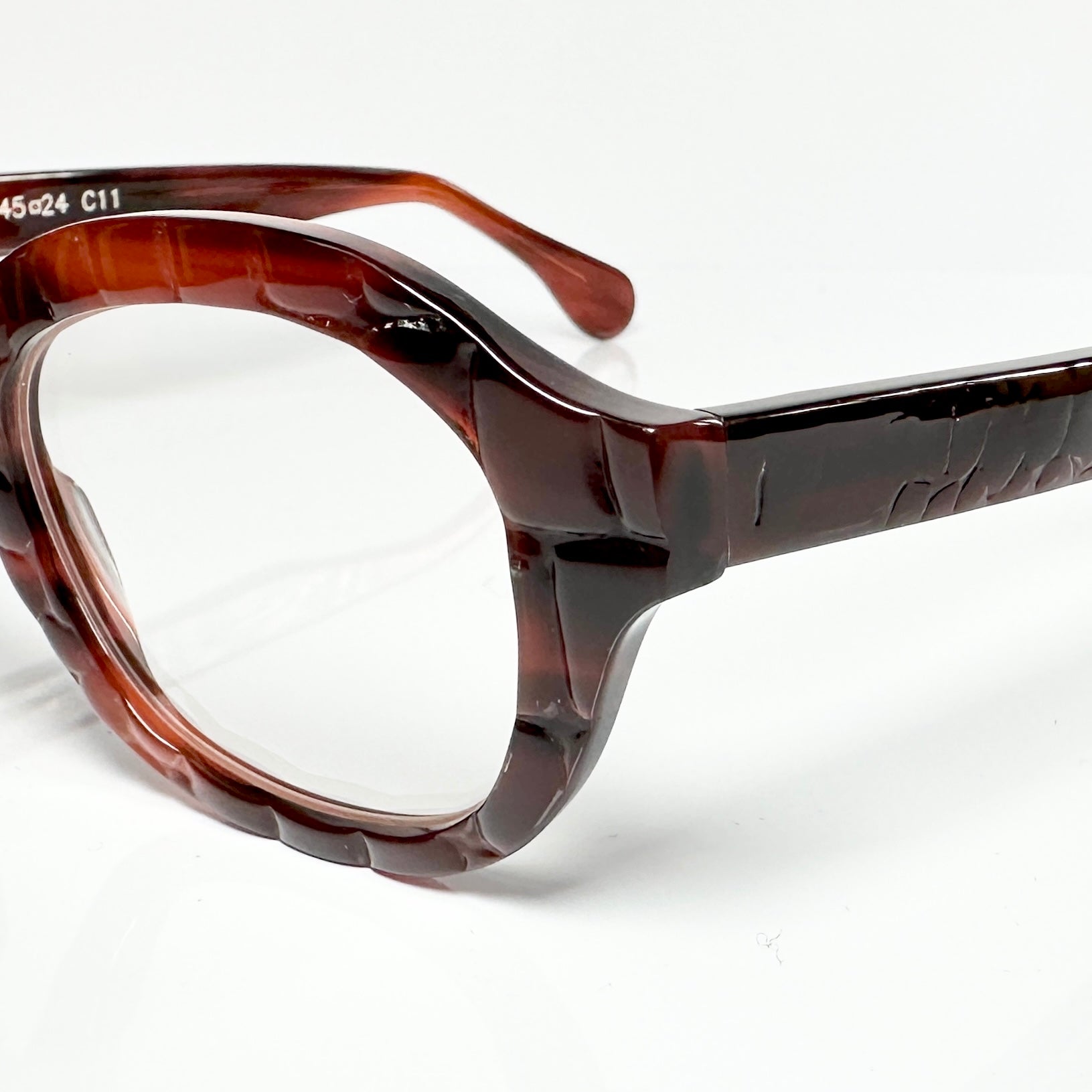 VUE DC TAO Unisex Eyeglasses Frame in Croco Tortoise - Authentic New