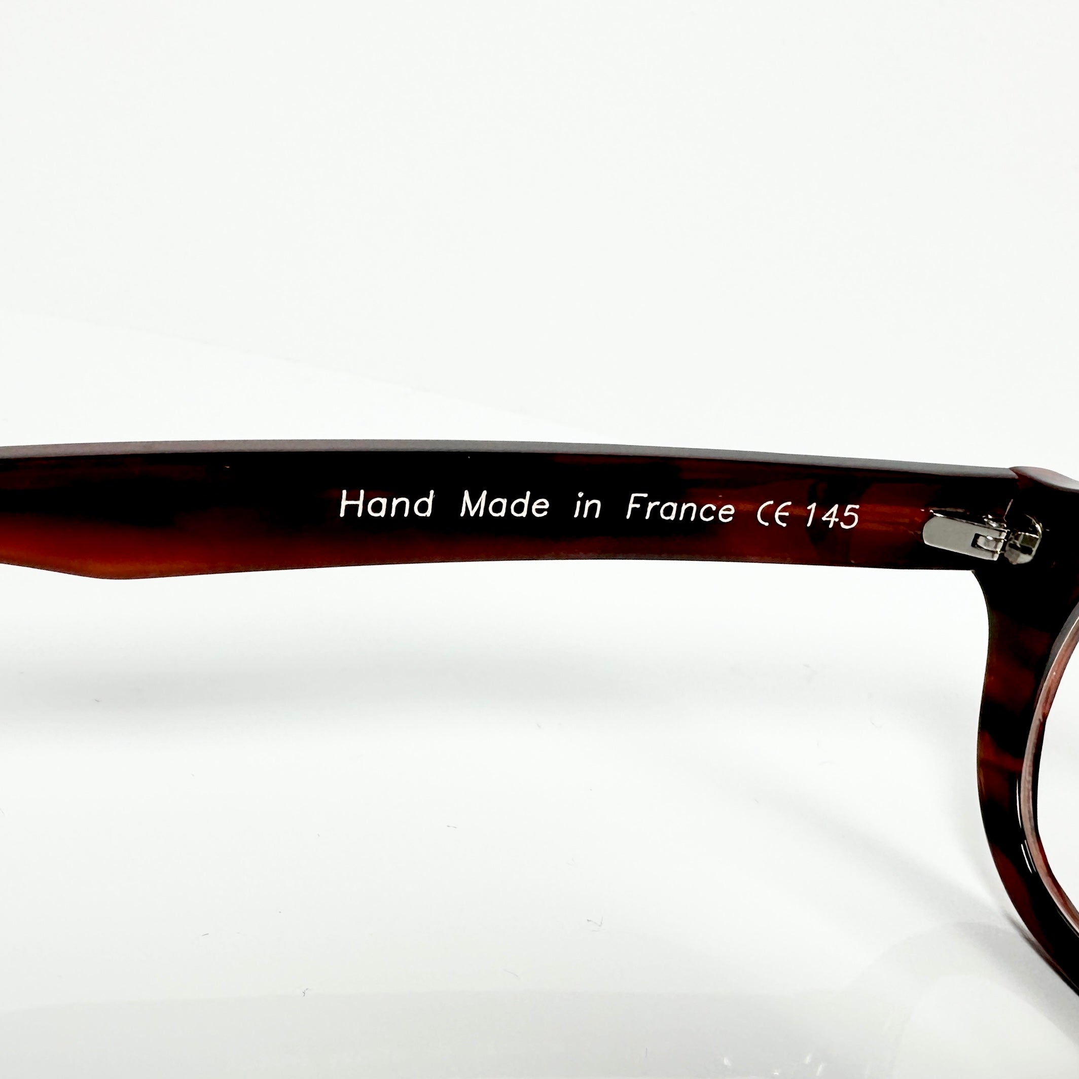VUE DC TAO Unisex Eyeglasses Frame in Croco Tortoise - Authentic New