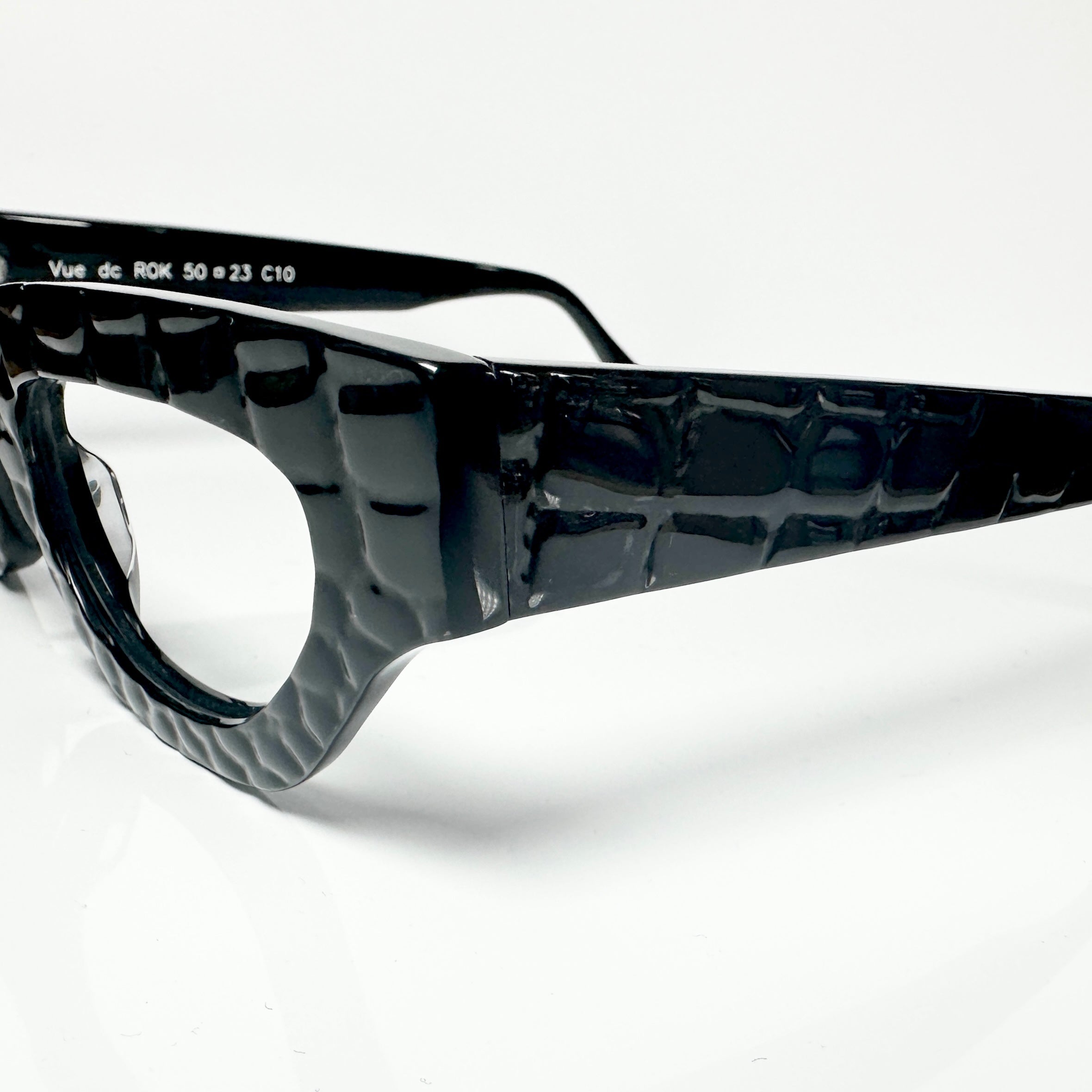 VUE DC ROK C10 Women's Eyeglasses Frame in Crocodile Black - Authentic New