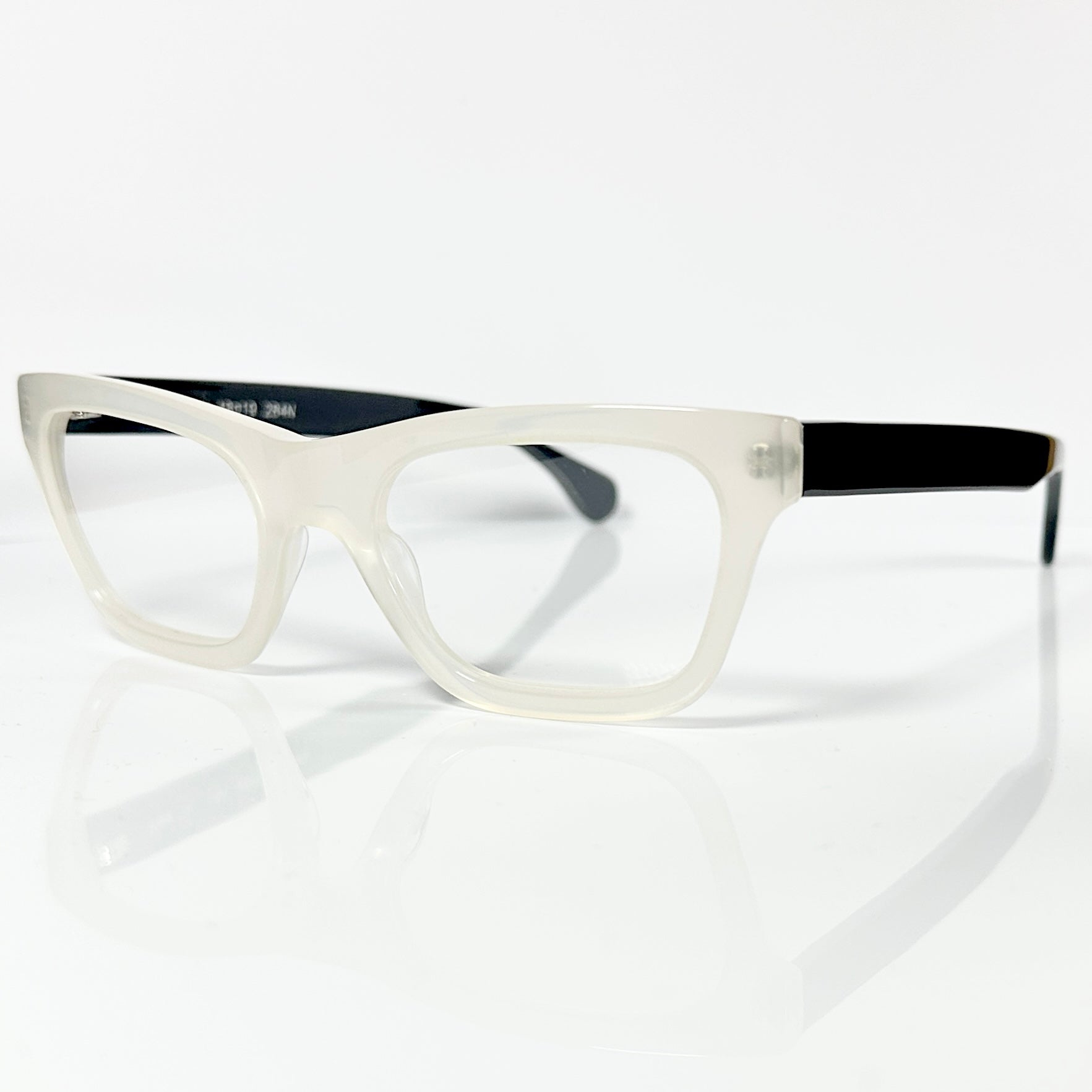 VUE DC JAK Unisex Eyeglasses Frame in White/Black - Authentic New
