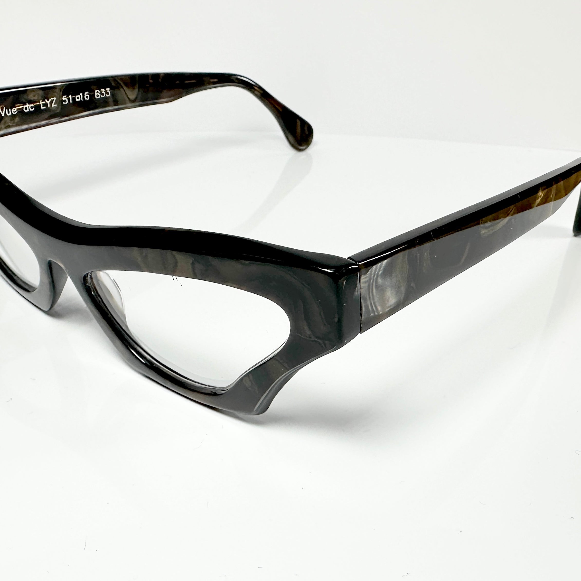 VUE DC LYZ B33 Women's Eyeglasses Frame in Marble - Authentic New