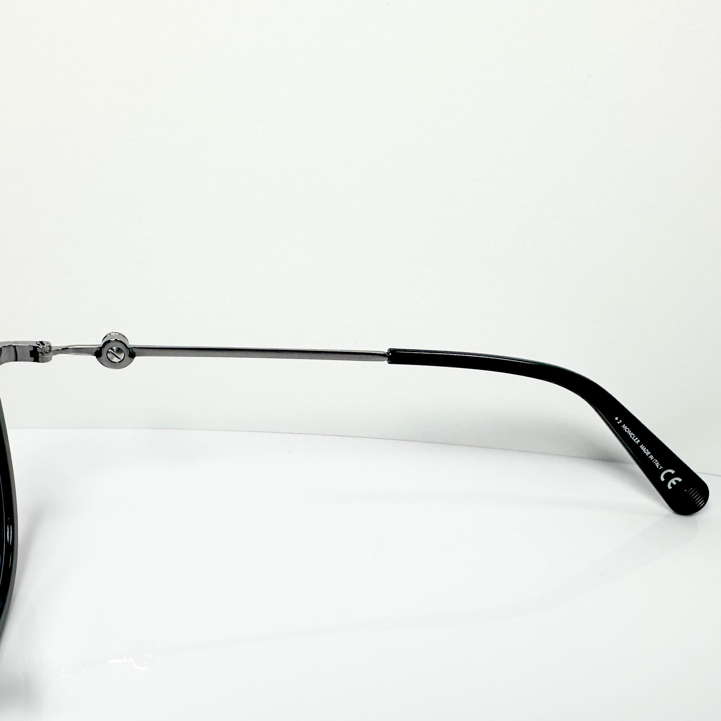 Moncler ML5129 001 Men's Eyeglasses Frame in Black/Gunmetal - Authentic New
