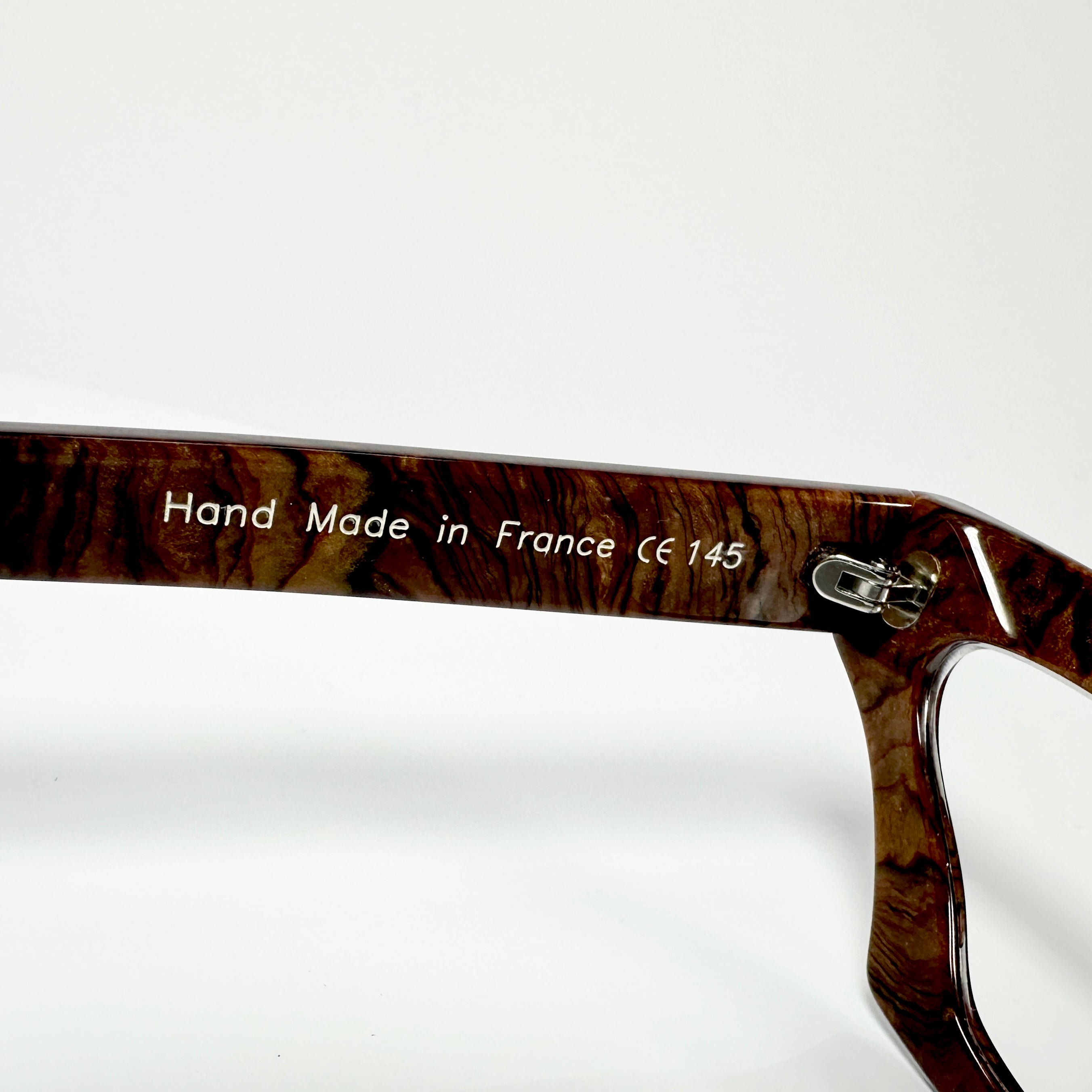 VUE DC LYZ 300 Women's Eyeglasses Frame in Wood Texture - Authentic New