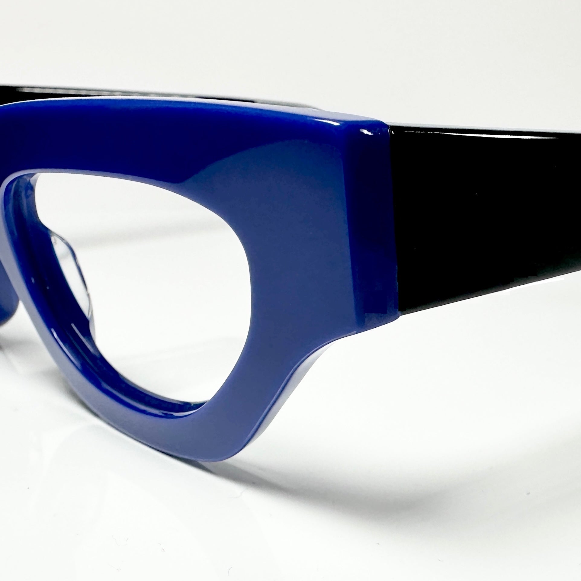 VUE DC ROK Women's Eyeglasses Frame in Blue/Black - Authentic New