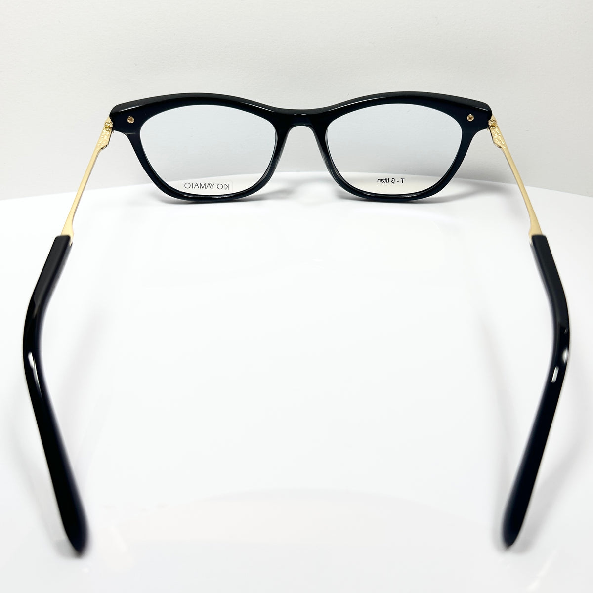 KIO YAMATO KP-185U col 01 Eyeglasses Frames in Black/Gold - Authentic New
