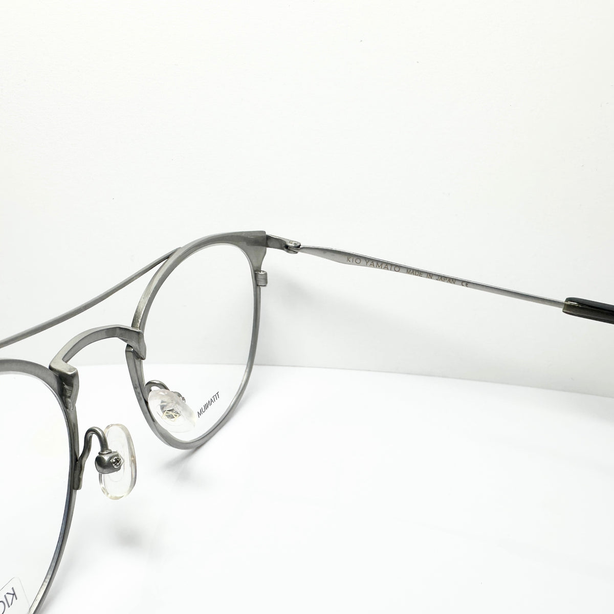 KIO YAMATO KT-450U col.01 Eyeglasses Frames in Shiny Silver -  Authentic New