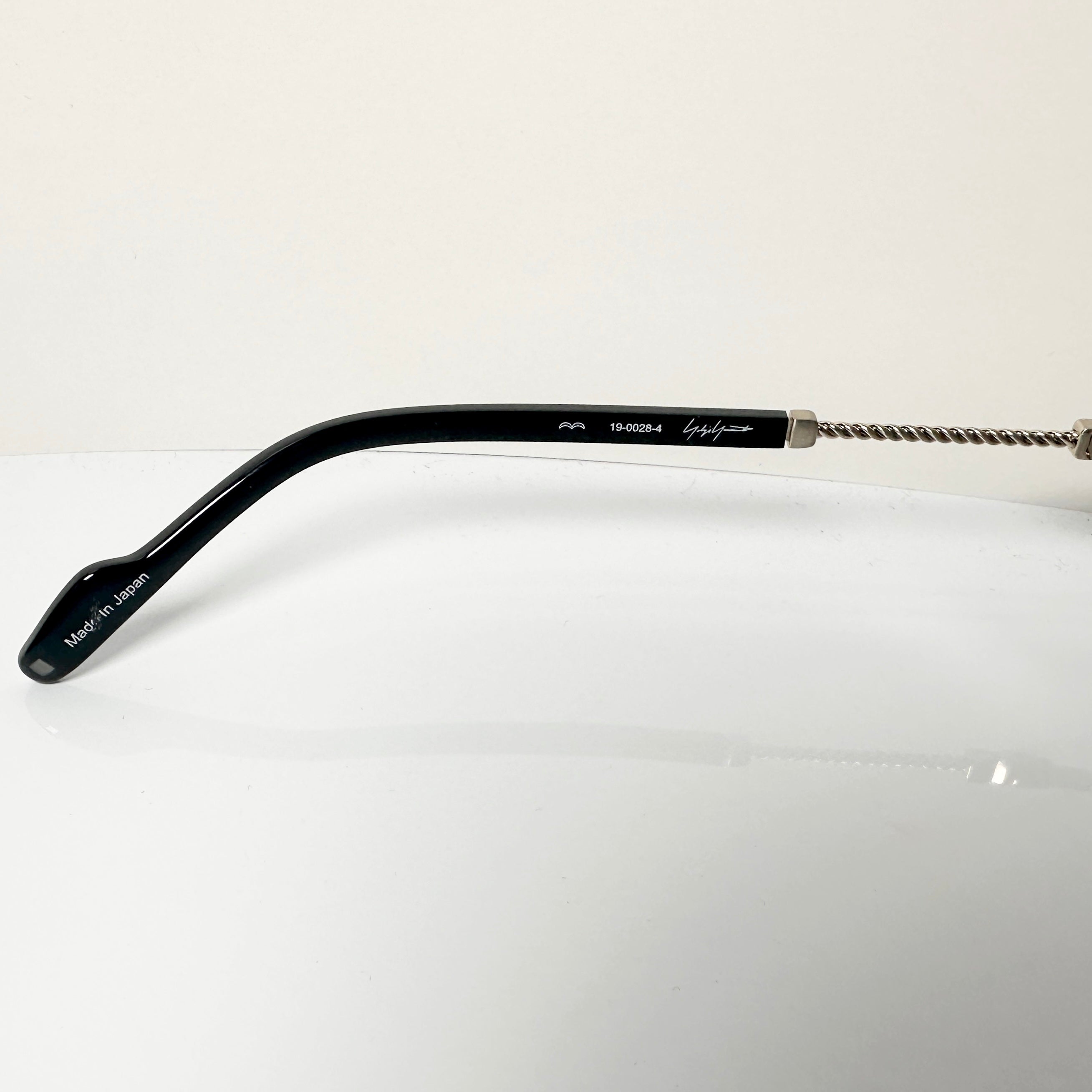 Yohji Yamamoto YY19-0028 4 Round Eyeglasses Frame in Gold - Authentic New