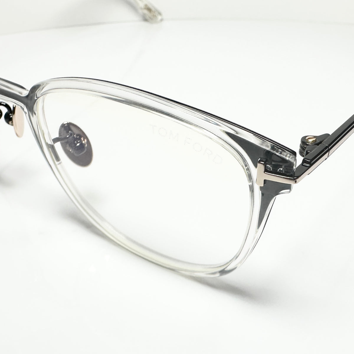 TOM FORD TF5694 F-B 001 Unisex Eyeglasses Frame NEW Authentic