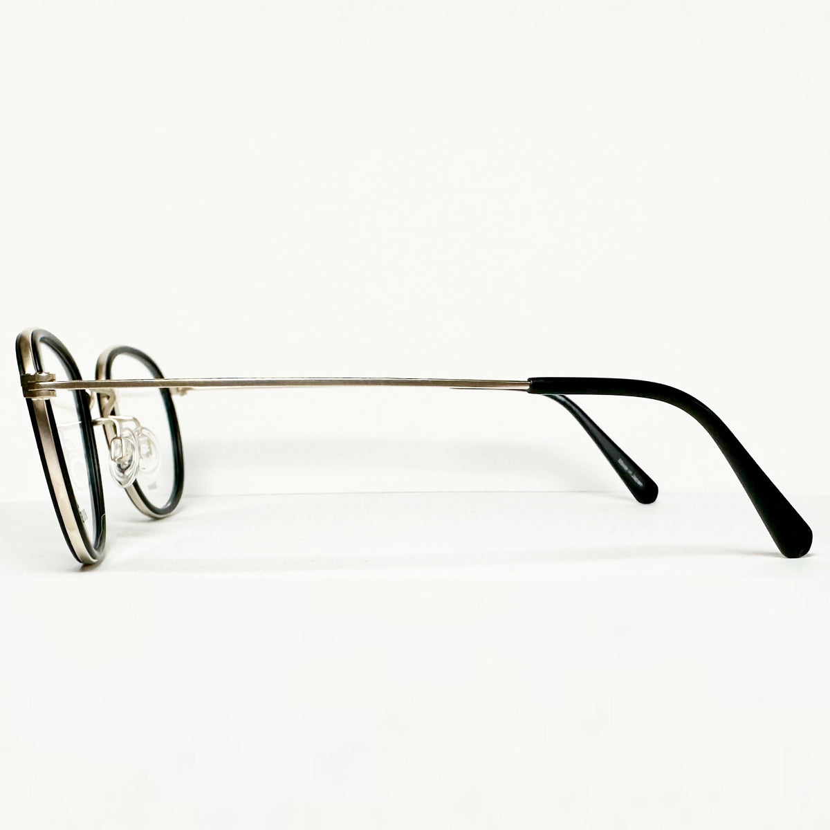 RODENSTOCK R8024 A 47 Unisex Eyeglasses Frames in Black/Gold - Authentic New