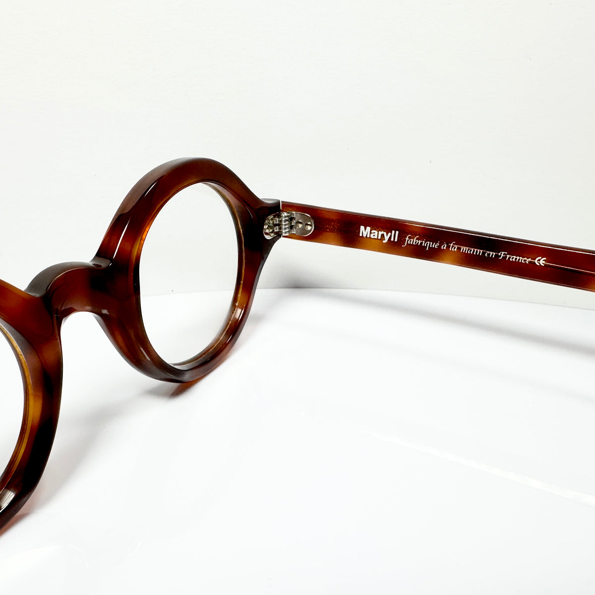 Maryll Round Eyeglasses Frame in Amber PO78 - Authentic New