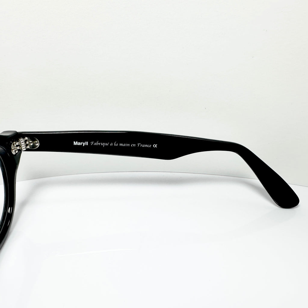 Maryll Round Eyeglasses Frame in Black PO29 - Authentic New