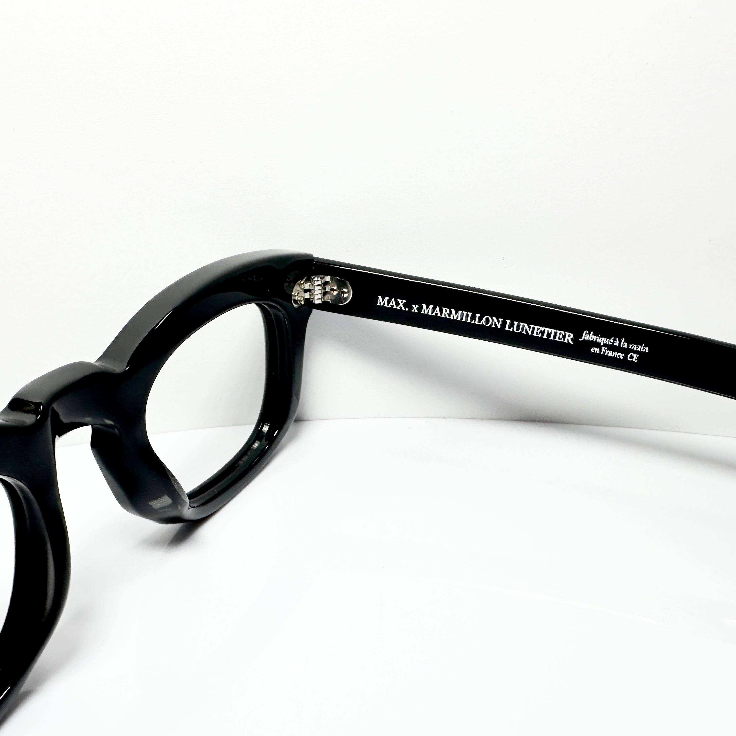 Maryll 8mm Thick Square Men's Eyeglasses Frame in Black MAX0221 - Authentic New