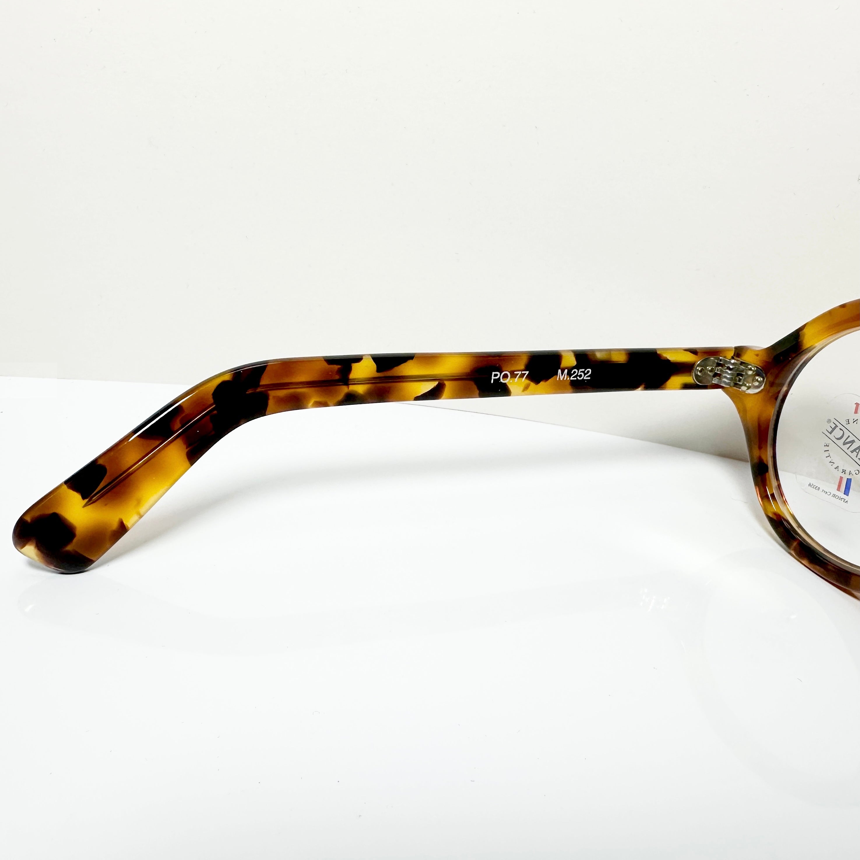 Maryll Men's Round Eyeglasses Frame in Tortoise PO77 - Authentic New