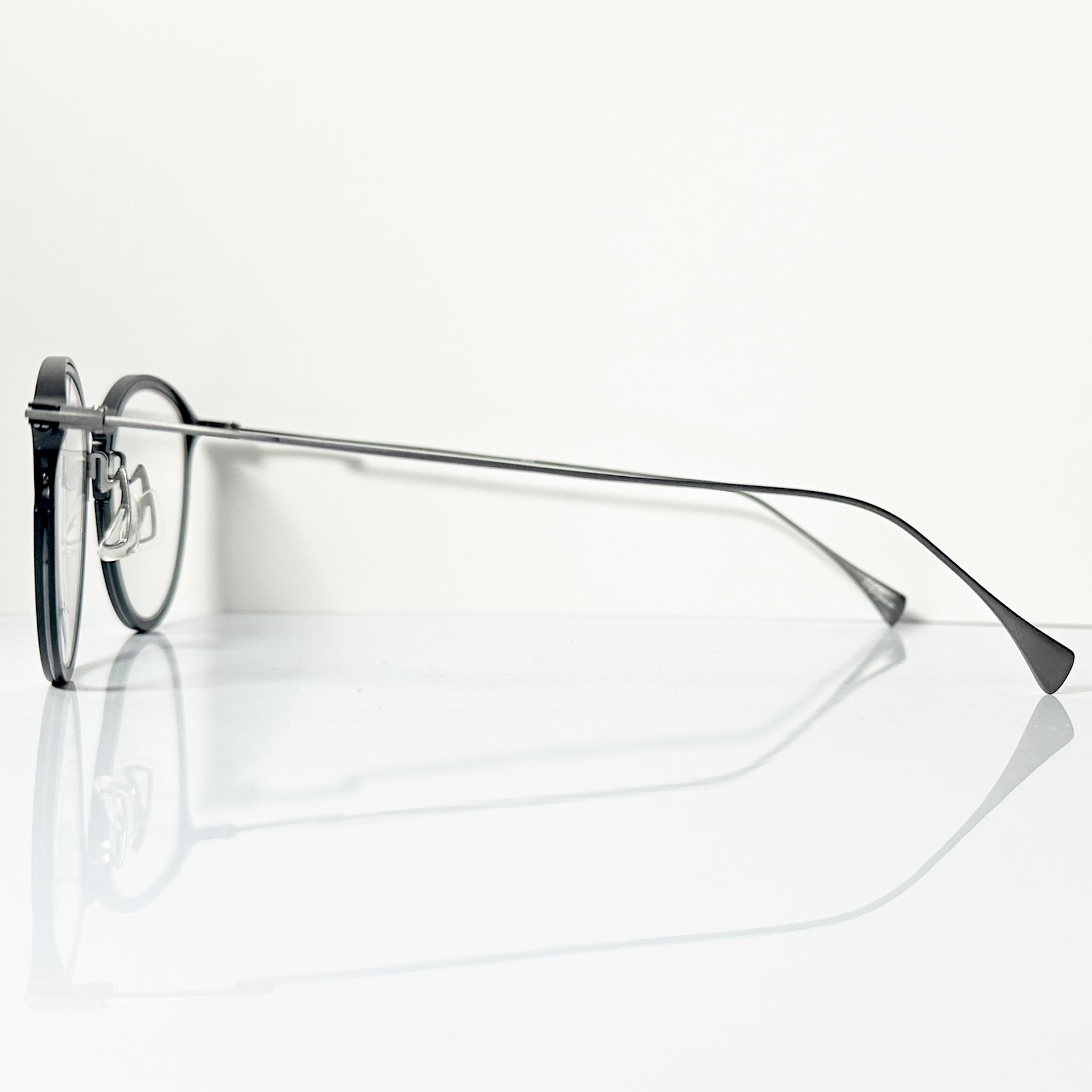 Yohji Yamamoto YY1042 002 Eyeglasses Frame in Black- Authentic New