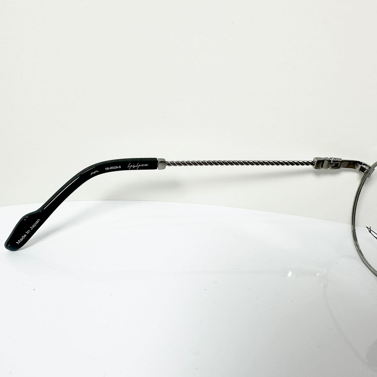 Yohji Yamamoto YY19-0029 5  Eyeglasses Frame in Black/Gunmetal - Authentic New