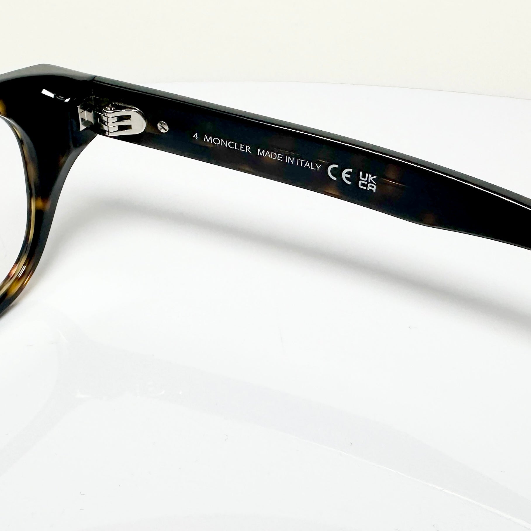 Moncler ML5157 V052 Men's Eyeglasses Frame in Tortoise - Authentic New