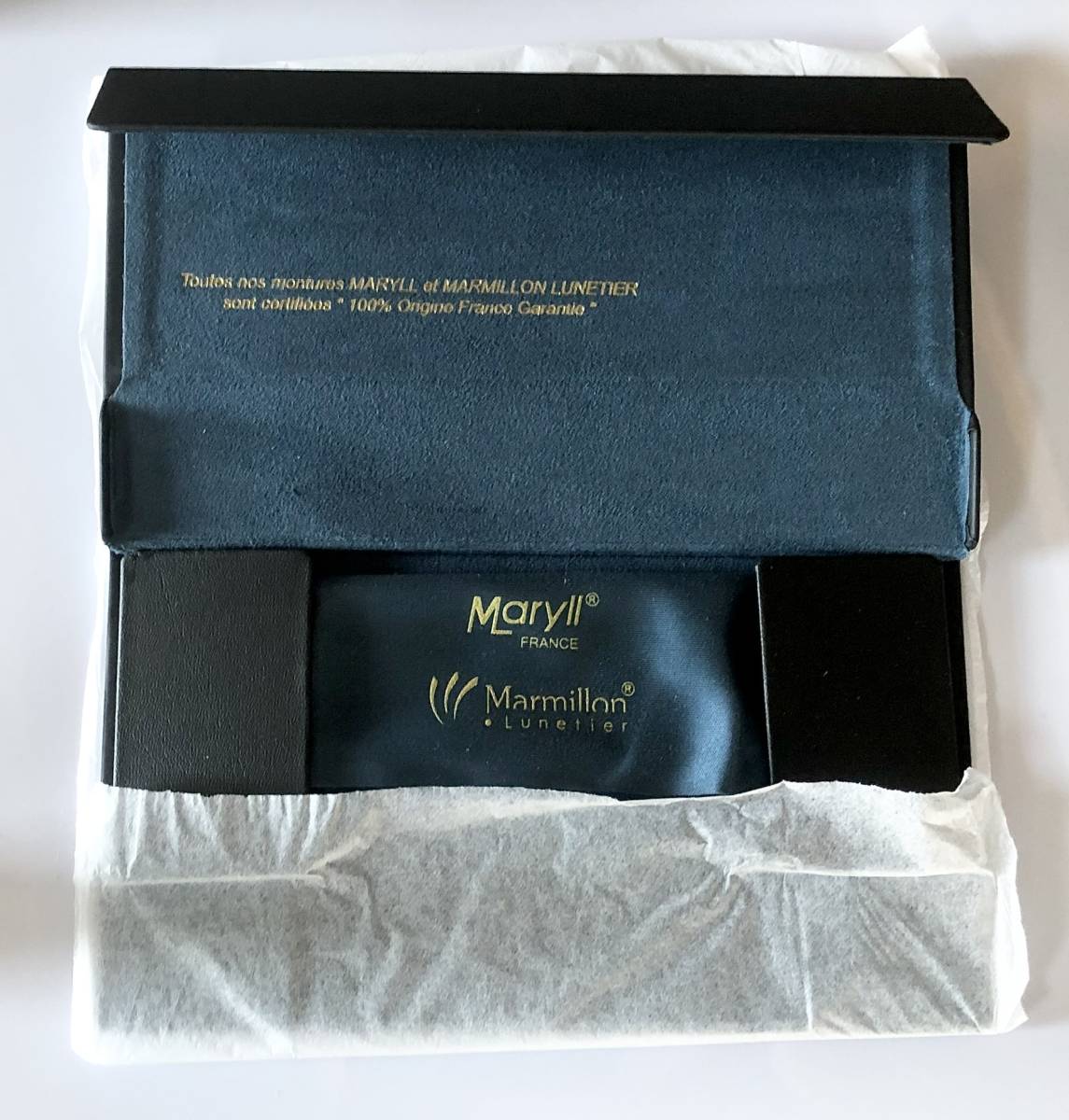 Maryll Round Eyeglasses Frame in Black PO29 - Authentic New